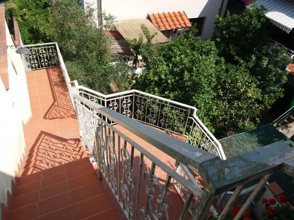 Splendida E Incantevole Casa A Due Passi Dal Mare Viareggio Ngoại thất bức ảnh